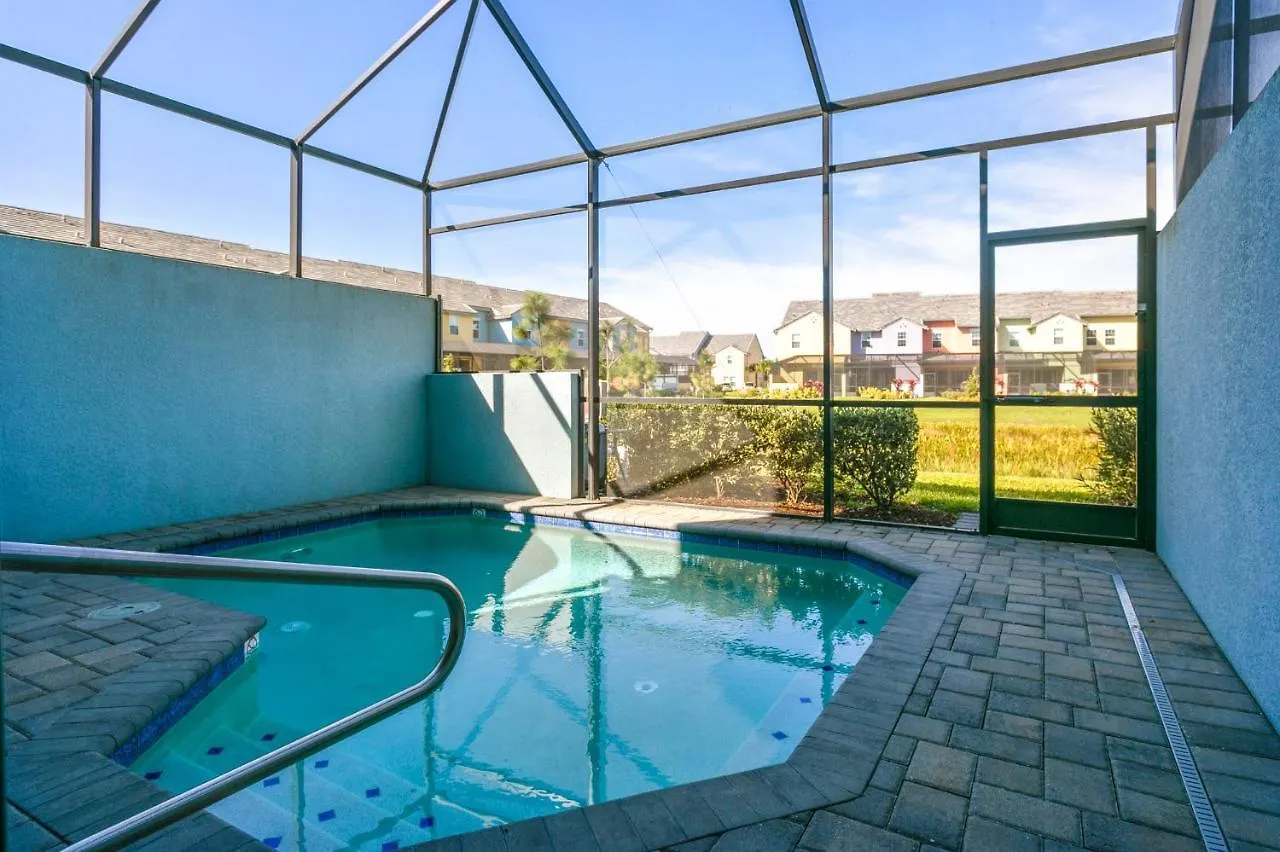 Simply Comfort. Amazing 5Bd Townhouse. Private Pool 达文波特 度假居