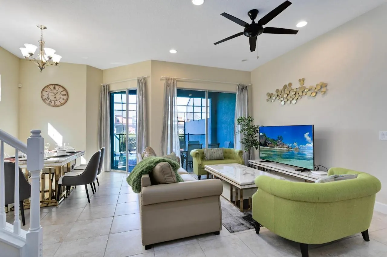 度假居 Simply Comfort. Amazing 5Bd Townhouse. Private Pool 达文波特