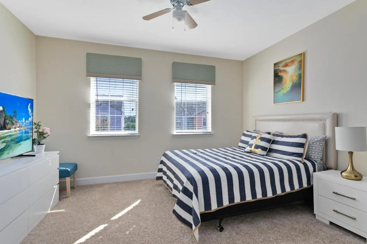 Simply Comfort. Amazing 5Bd Townhouse. Private Pool 达文波特 度假居